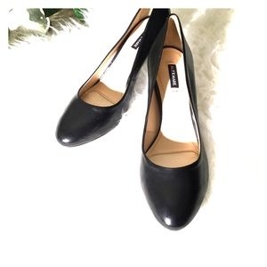 Alex Marie heels 8 M